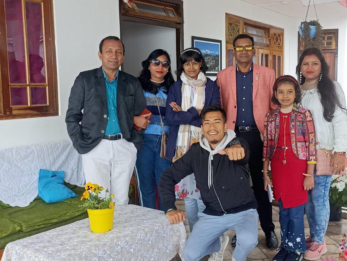 דרג'ילינג Valley View Homestay מראה חיצוני תמונה