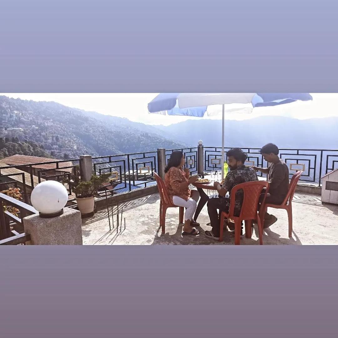 דרג'ילינג Valley View Homestay מראה חיצוני תמונה